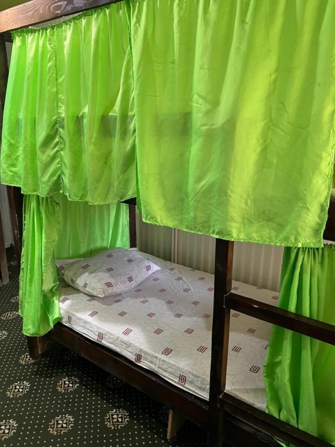 Anisa- Hostel Душанбе Екстериор снимка