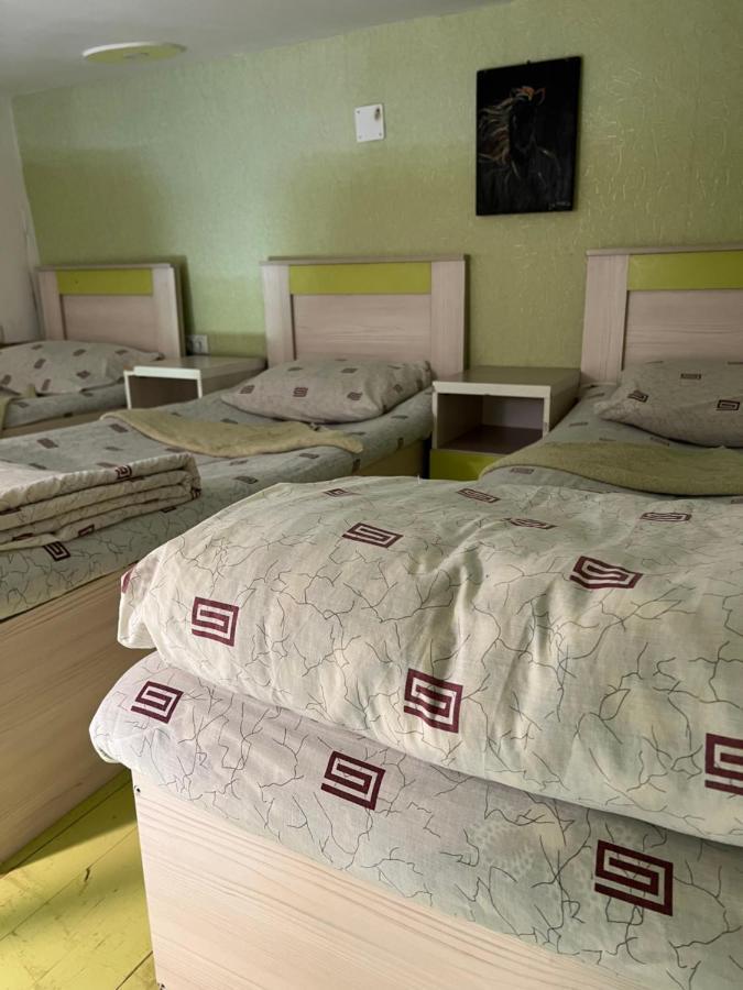 Anisa- Hostel Душанбе Екстериор снимка